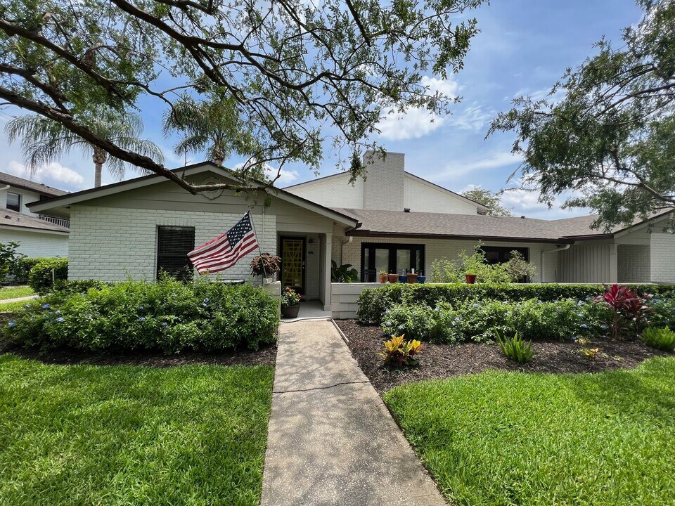 3066 Plaza Terrace Dr in Orlando, FL - Building Photo