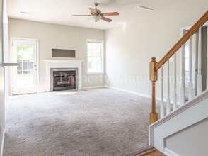 448 Vallie Ln in Wilmington, NC - Building Photo - Building Photo