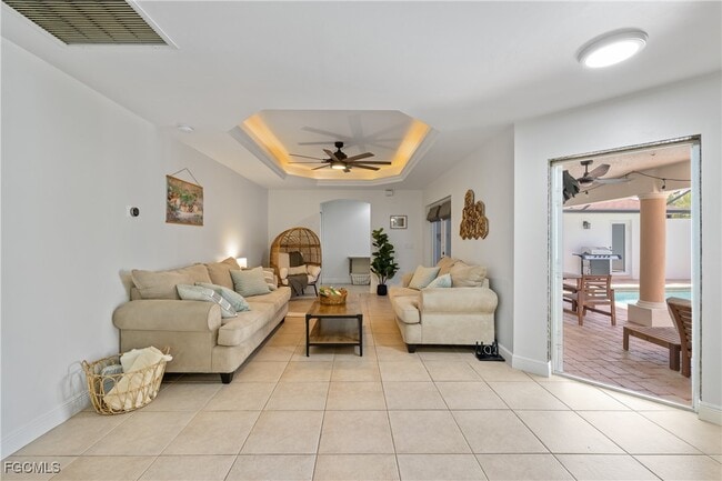 property at 2309 SW 27th St