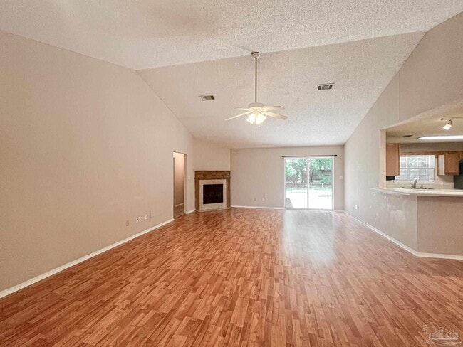 902 Catskill Ln in Pensacola, FL - Building Photo - Building Photo