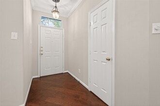 2330 Everest Way in Humble, TX - Building Photo - Building Photo