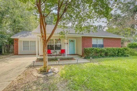 property at 4527 Morningside Ln