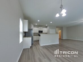 9203 Putnam Pl in Charlotte, NC - Foto de edificio - Building Photo