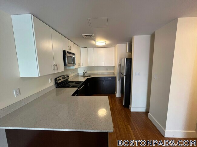 8 Winter Pl, Unit 905 in Boston, MA - Building Photo - Building Photo
