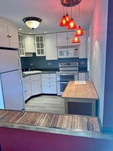 46 Hoskins Rd in Simsbury, CT - Building Photo - Building Photo