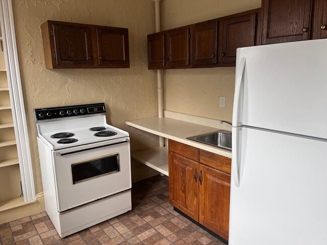 50 W Frederick St in Millersville, PA - Building Photo - Building Photo