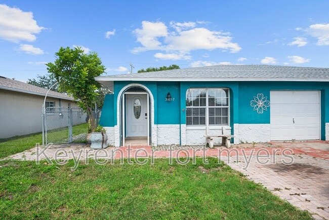 property at 3402 Santa Barbara Blvd S