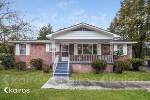 400 George St in Lexington, SC - Building Photo