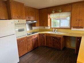 19827 Anderson Rd in Mount Vernon, WA - Building Photo - Building Photo