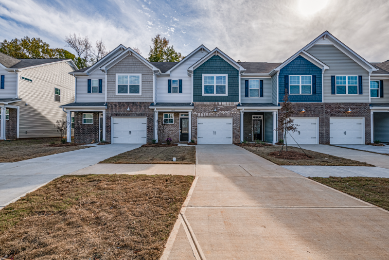 13045 Cottage Pl in Charlotte, NC - Building Photo