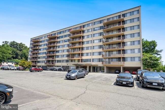 property at 5353 Columbia Pike
