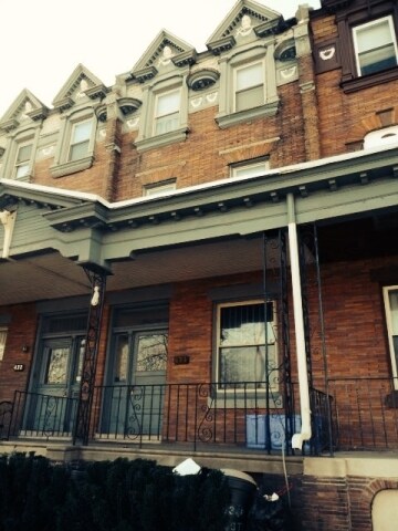 434 N 34th St in Philadelphia, PA - Building Photo