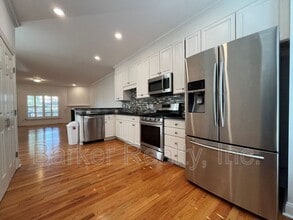 1343 Cameron View Ct in Raleigh, NC - Building Photo - Building Photo