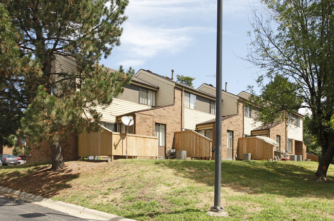 Parkview Square Apartments in Detroit, MI - Building Photo - Building Photo