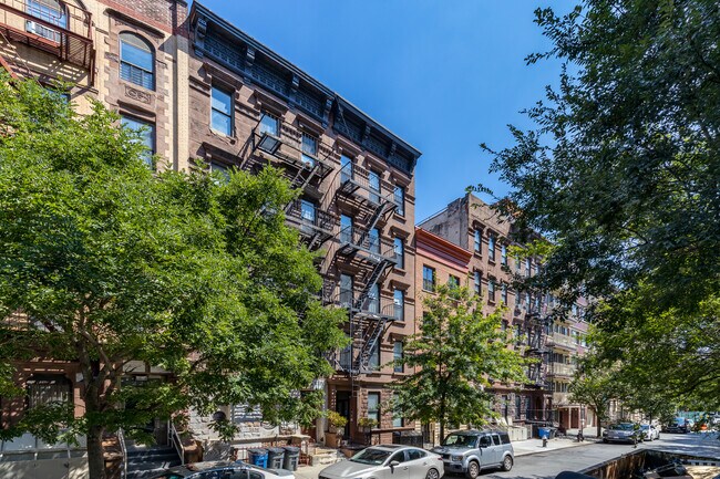 217 W 115th St in New York, NY - Building Photo - Building Photo