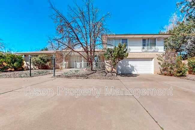 property at 1007 Sunrise Pl SE