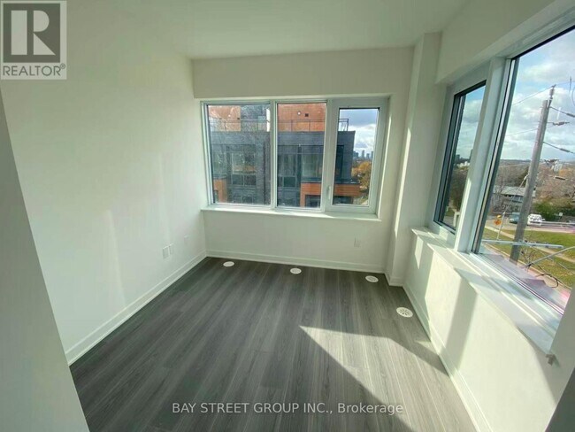 71 Curlew Dr in Toronto, ON - Building Photo - Building Photo