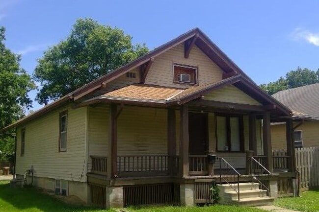 property at 1426 N 23rd St