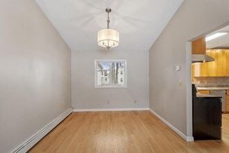 101 Elmcrest Rd in North Andover, MA - Building Photo - Building Photo