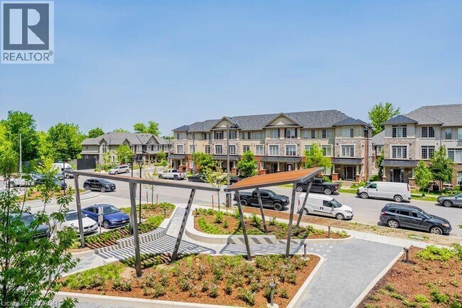 3240 William Coltson Ave in Oakville, ON - Building Photo - Building Photo