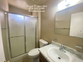 1317 Kevin Dr in Las Cruces, NM - Building Photo - Building Photo