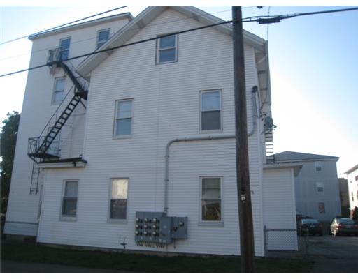 78 Sherman Ave in Pawtucket, RI - Building Photo