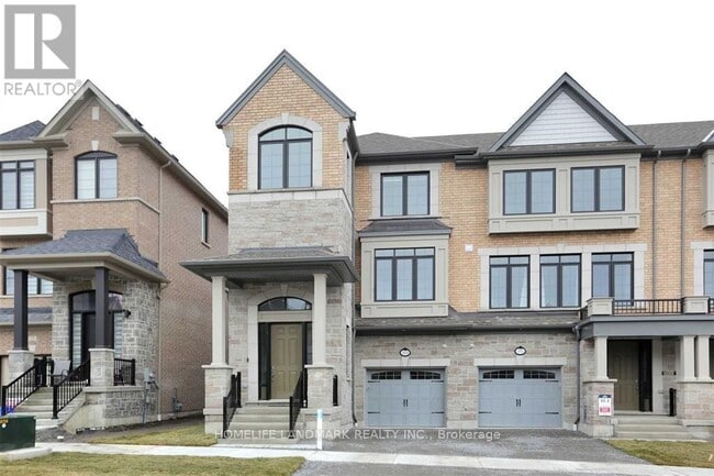 property at 33 Gillivary Dr