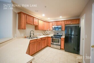 1472 Royal View Ln in Greenwood, IN - Building Photo - Building Photo