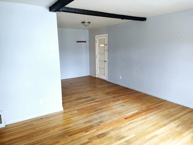 62 Delworth Ct in Ferguson, MO - Building Photo - Building Photo