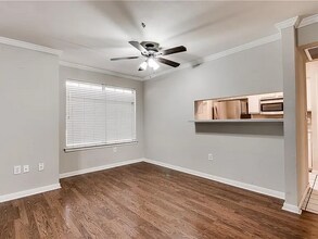 501 W 26th St, Unit 120 in Austin, TX - Building Photo - Building Photo