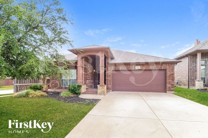 2280 Laurel Forest Dr in Fort Worth, TX - Building Photo