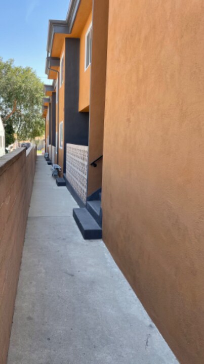 317 E Hazel St-Unit -6 in Inglewood, CA - Building Photo