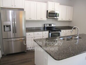 8164 E Highcroft Dr NE in Leland, NC - Building Photo - Building Photo