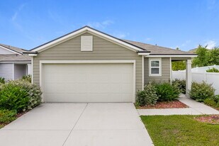 2536 Tall Grass Rd in Green Cove Springs, FL - Building Photo