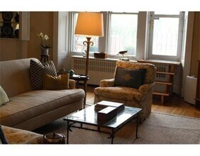 241 Beacon St in Boston, MA - Building Photo - Building Photo