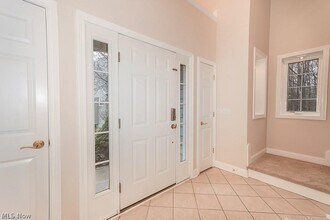 3729 Edgehill Dr in Cleveland, OH - Building Photo - Building Photo