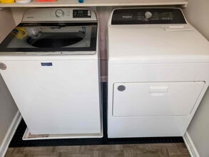 5112 Miller Rd SW, Unit Ind. Adult Bedrooms in Lilburn, GA - Foto de edificio - Building Photo