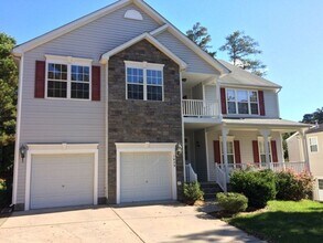 1029 Torrence Dr in Apex, NC - Building Photo - Building Photo