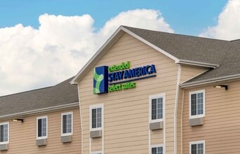 Furnished Studio-Grand Rapids - Wyoming in Wyoming, MI - Building Photo - Building Photo