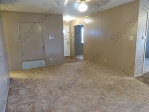 109 Cactus Dr in Clovis, NM - Building Photo - Building Photo