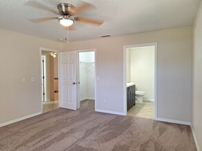 3210 India Palm Dr in Edgewater, FL - Building Photo - Building Photo