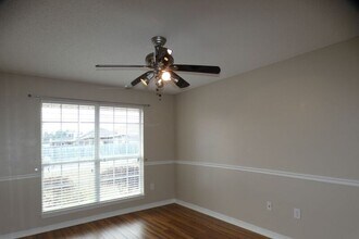 4766 Thousand Oaks Blvd in Pace, FL - Building Photo - Building Photo