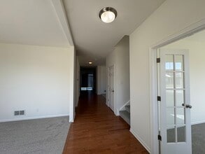 405 Preserve Dr in Genoa, IL - Building Photo - Building Photo