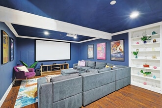 313 Melorine Dr in Grand Prairie, TX - Building Photo - Building Photo