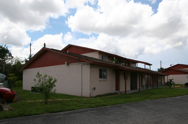 1027 N Beneva Rd in Sarasota, FL - Foto de edificio - Building Photo