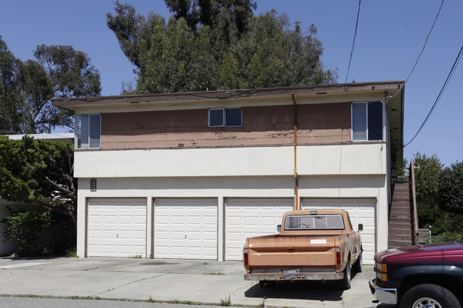 362-370 Chumalia St in San Leandro, CA - Building Photo - Building Photo