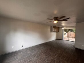 309 Graves Ct in El Cajon, CA - Building Photo - Building Photo