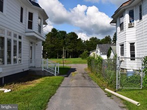 355 S Main St in Manheim, PA - Building Photo - Other