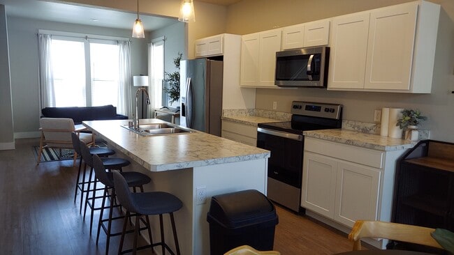 6145 Farmstead Ave, Unit 6145 in Billings, MT - Building Photo - Building Photo