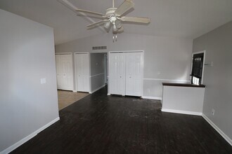 14896 Alberta Ave in Warren, MI - Building Photo - Building Photo